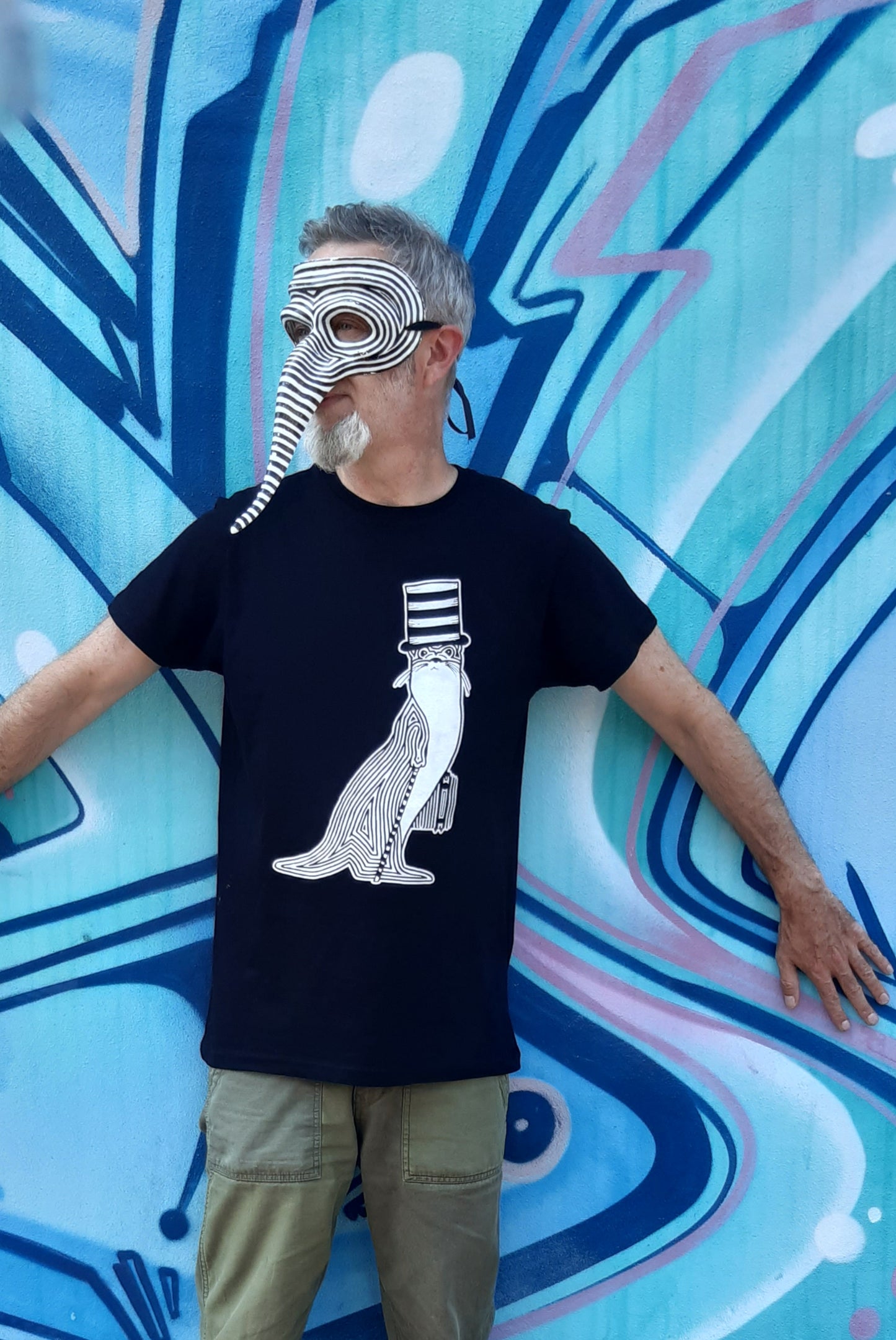 BEST SELLER! OTTER in a Tophat - Black T-shirt Tee - Unisex Organic Cotton Clothing