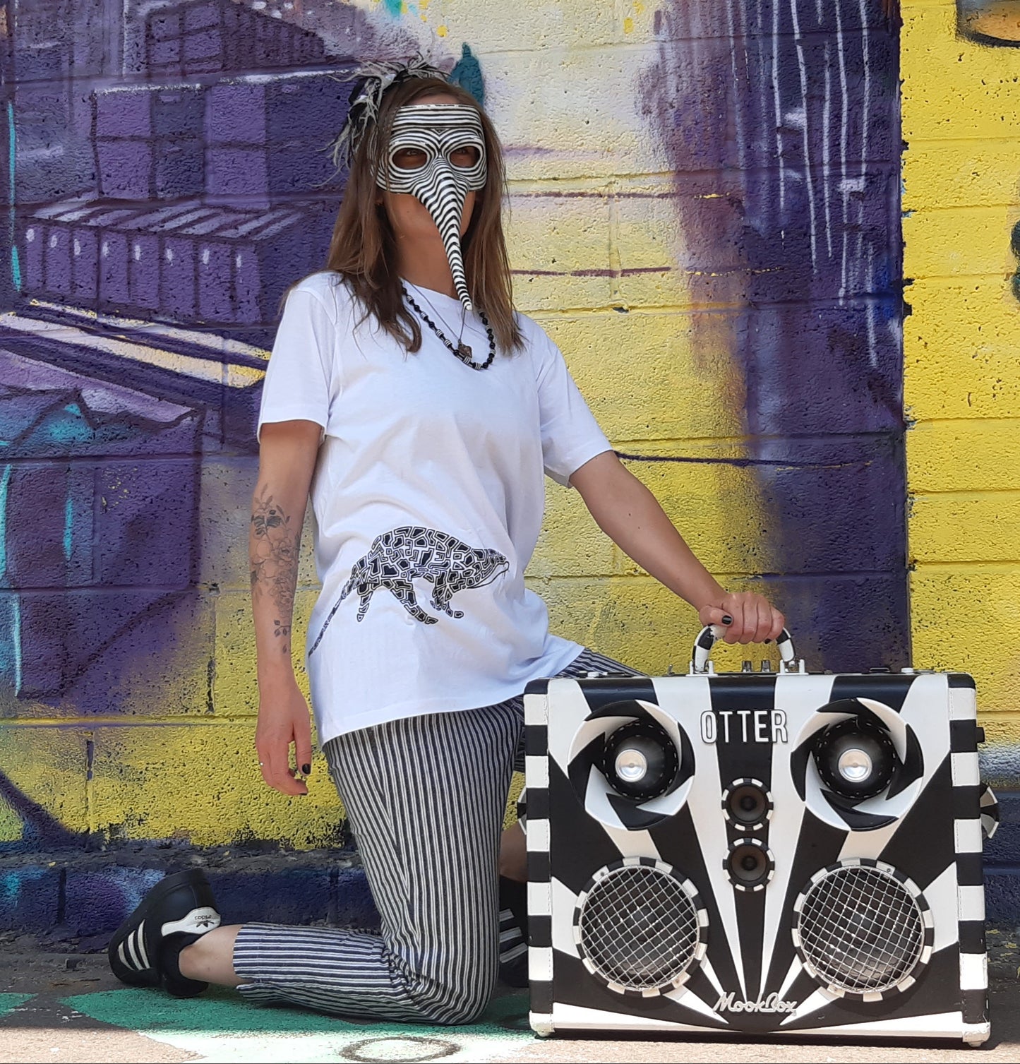 Patterned OTTER with hidden word - White T-shirt Tee - Unisex Organic Cotton Clothing