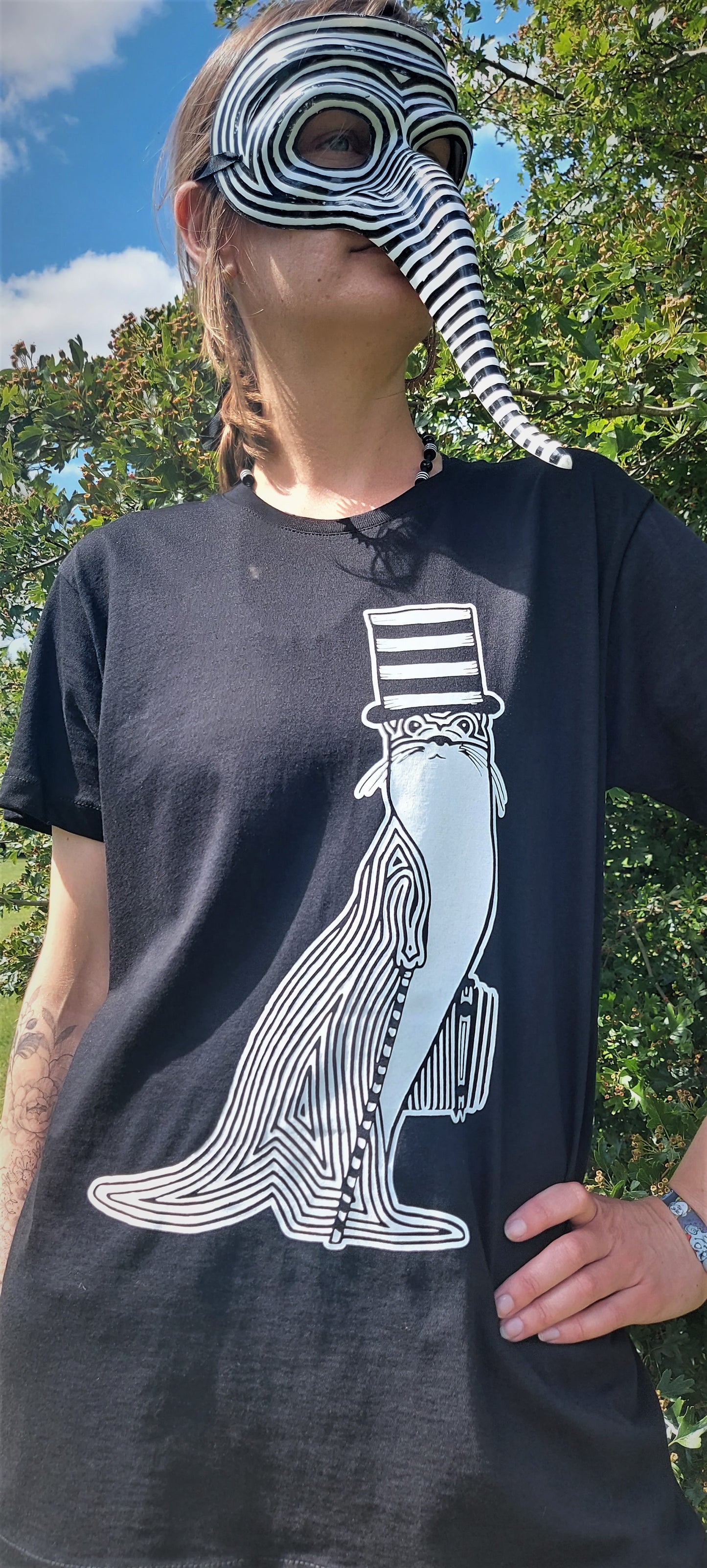 BEST SELLER! OTTER in a Tophat - Black T-shirt Tee - Unisex Organic Cotton Clothing