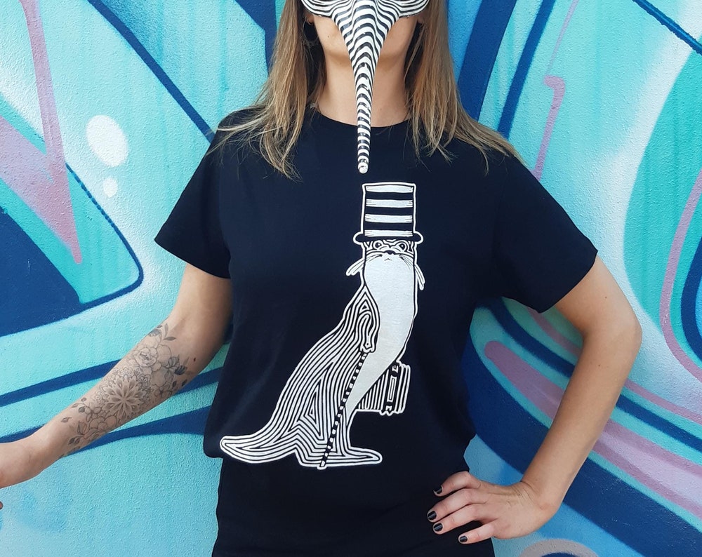 BEST SELLER! OTTER in a Tophat - Black T-shirt Tee - Unisex Organic Cotton Clothing